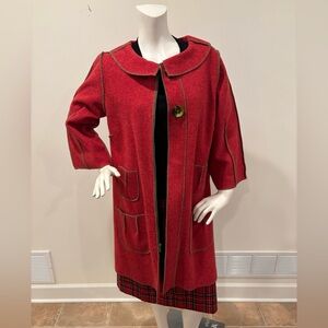 Beebop & Wally NYC Red Women's Coat with Button Detail & Wide Sleeves, L